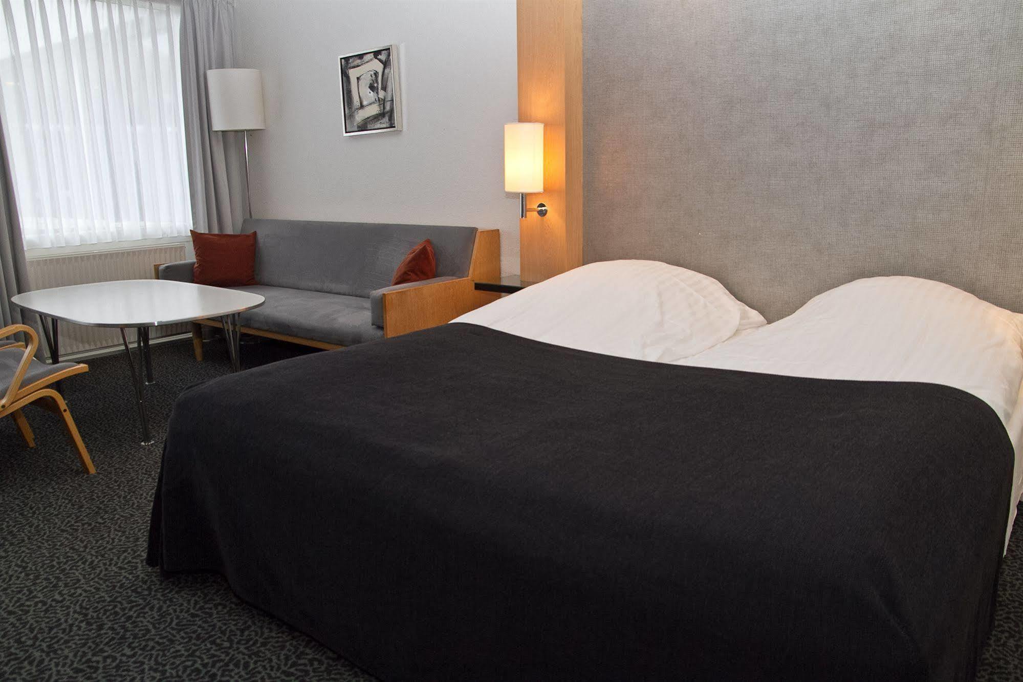 Fjordgaarden - Spa - Hotel - Konference 링쾨빙 외부 사진